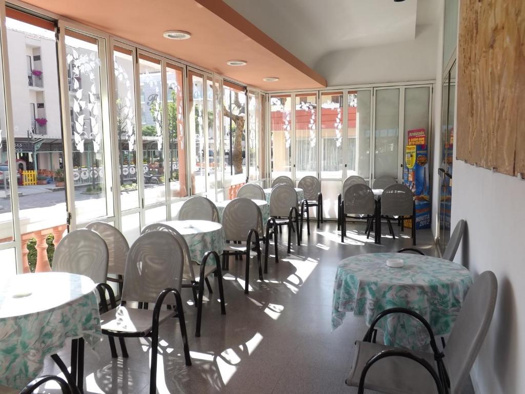 Hotel Victory Cesenatico Εξωτερικό φωτογραφία