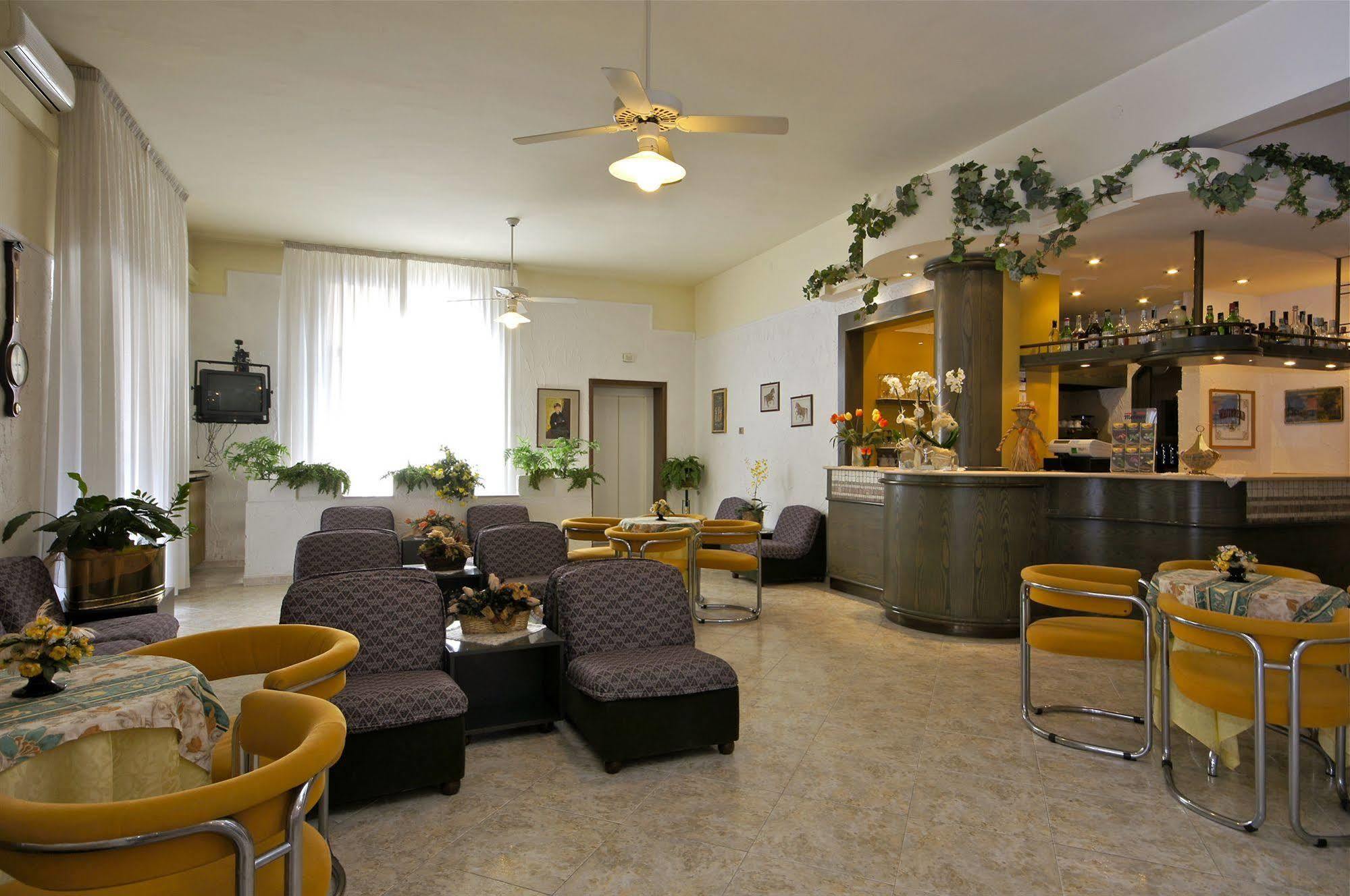 Hotel Victory Cesenatico Εξωτερικό φωτογραφία