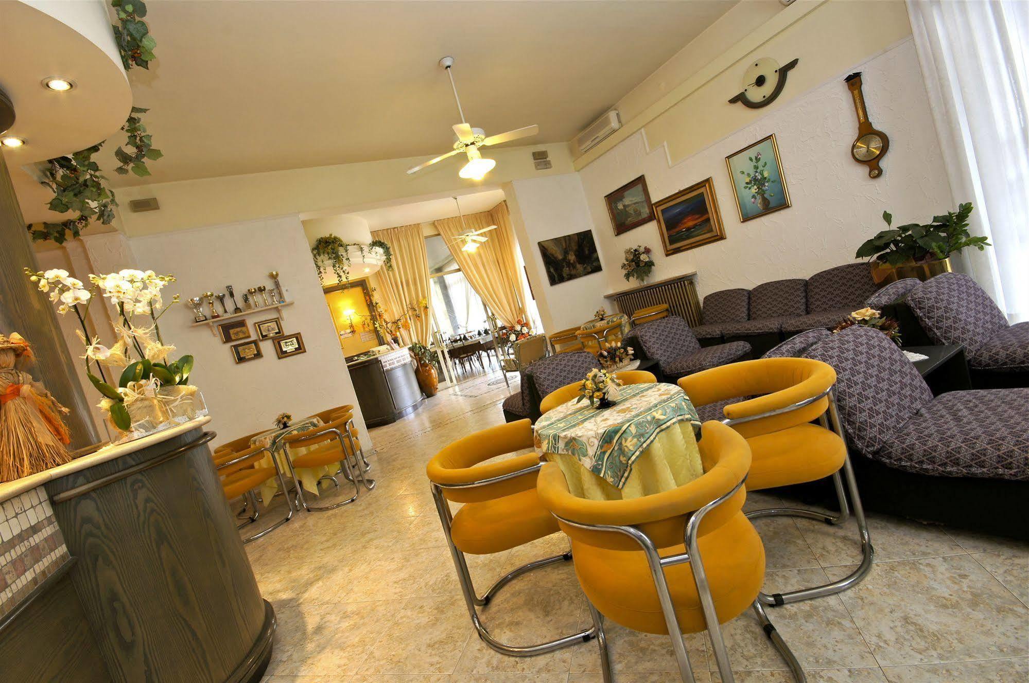 Hotel Victory Cesenatico Εξωτερικό φωτογραφία